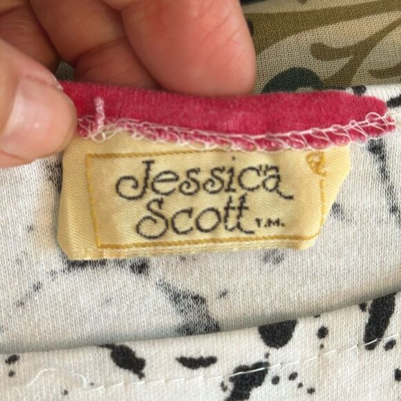 Vtg 70s/80s Jessica Scott Floral Print Black Paint Splatter Cap Sleeve Knit Top - Picture 7 of 7